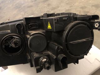 Faro Delantero Derecho DS-7 con bombilla de xenon