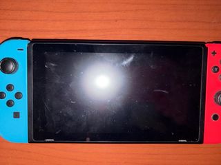 Nintendo Switch v1 vulnerable (Azul/Rojo)