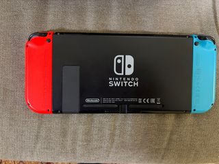 Nintendo Switch v1 vulnerable (Azul/Rojo)