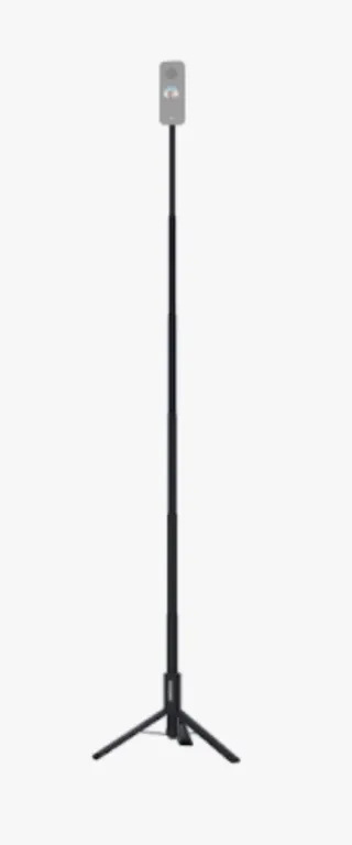 Cámara Insta360 con trípode