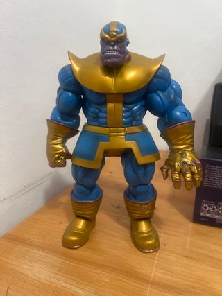 Figura Thanos Marvel Select
