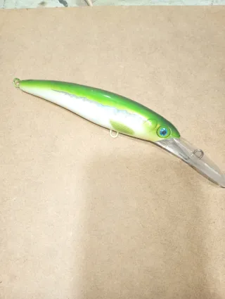 Señuelo pesca verde y blanco