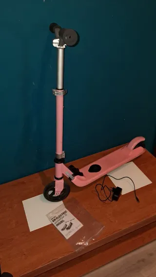 Patinete Eléctrico Rosa Niña