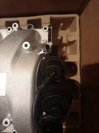 Colector Admisión Mercedes-Benz M272 motor v6