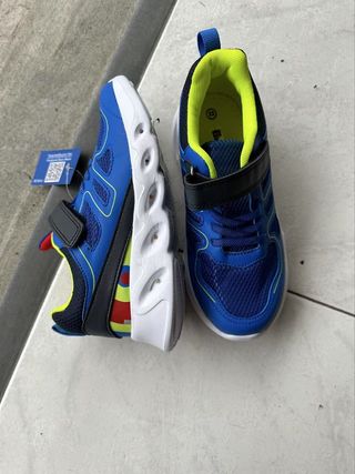 Scarpe da ginnastica blu n. 33