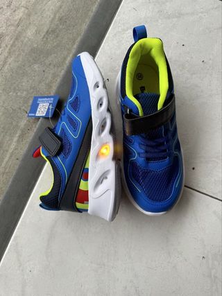 Scarpe da ginnastica blu n. 33