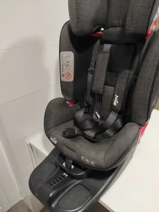 Silla de coche Joie con Isofix