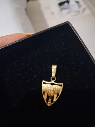 Colgante Escudo Sevilla FC Oro