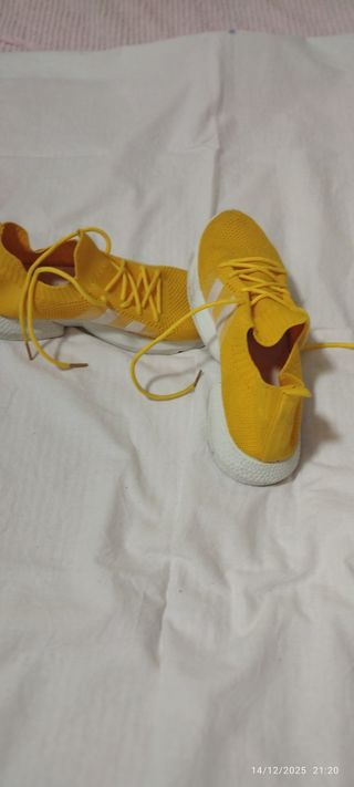 Scarpe da ginnastica de@de gialle