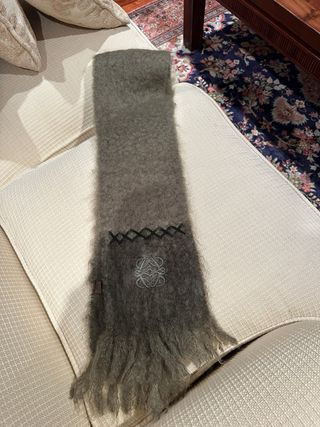 Bufanda Loewe verde seco