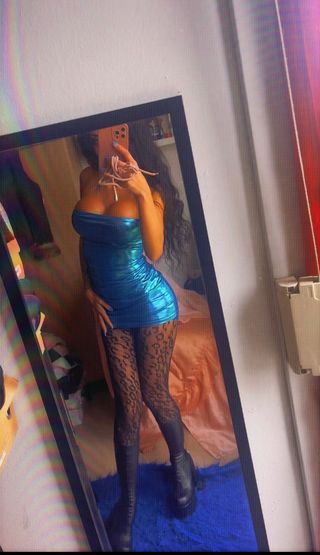 Mini vestido azul eléctrico