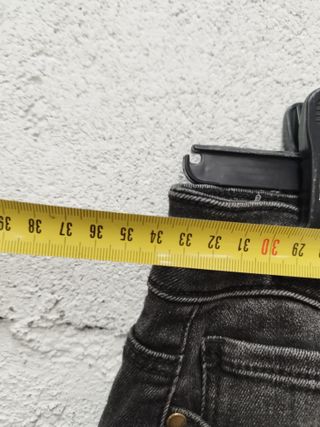 Pantalón vaquero negro Desigual