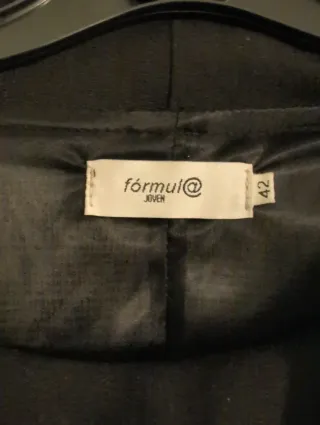 Vestido juvenil estampado blanco y negro