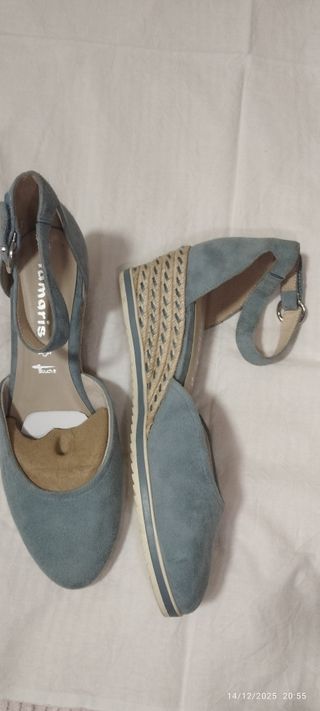 Sandali con zeppa Tamaris donna