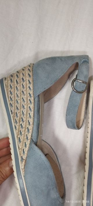 Sandali con zeppa Tamaris donna