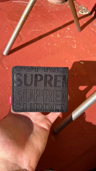 Cartera Supreme Negra