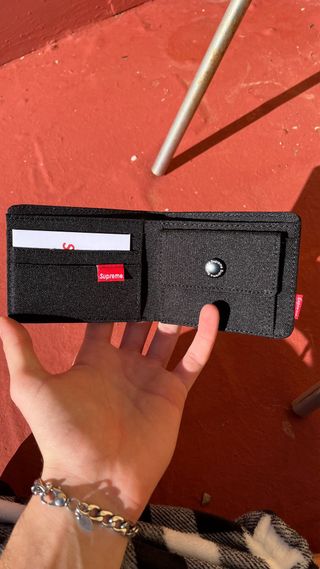 Cartera Supreme Negra