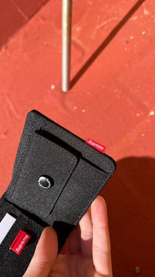 Cartera Supreme Negra