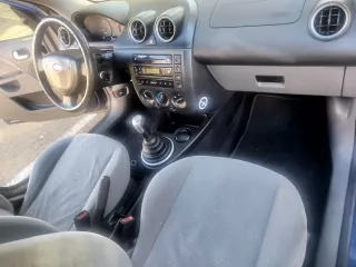 Ford Fiesta 2004