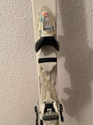Esquis 153 (Dynastar Rocker) + Bastones