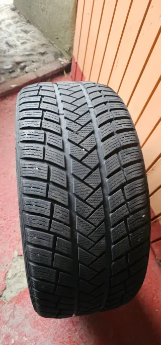 Neumáticos Nieve Vredestein