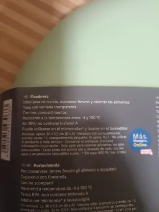 Varietà di stoviglie da cucina