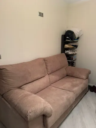 Sofá de 2 plazas beige