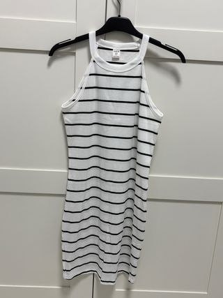 Vestido de rayas blanco y negro niña