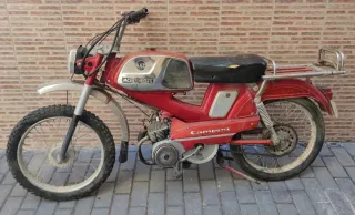 Mobilette Campera Roja