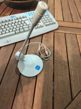 Lote Teclado, Ratón y Micrófono Logitech