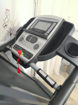 Cinta de Correr Bladez TRE 221