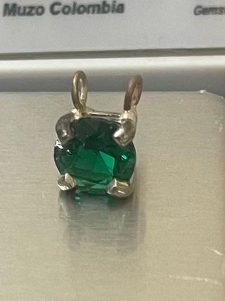 Colgante Esmeralda Muzo 1.5 Ct