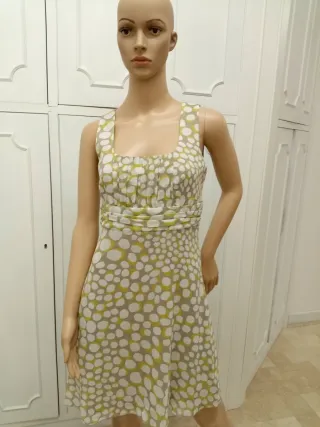 Abito Tapioca fantasia pois panna e verde.Tg 38