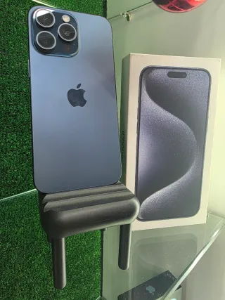 iPhone 15 pro max Azul/Gris Espacial