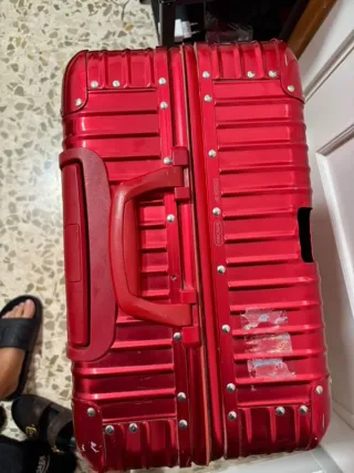 Maleta Supreme x Rimowa Roja