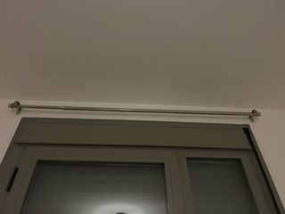 Barra Cortina IKEA Plateada, extraible: 120-210cm.