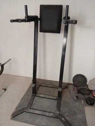 Aparato de gimnasio multifunción
