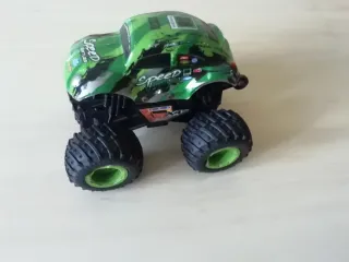 Macchina giocattolo Monster Truck verde