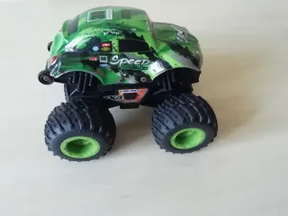 Macchina giocattolo Monster Truck verde