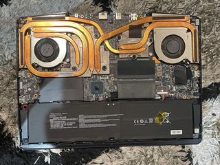 MSI GE66 Raider Portátil Gaming