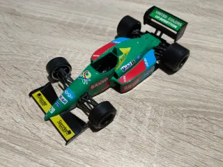 Coche F1 Benetton B189B Piquet 1990 Bburago 1:24