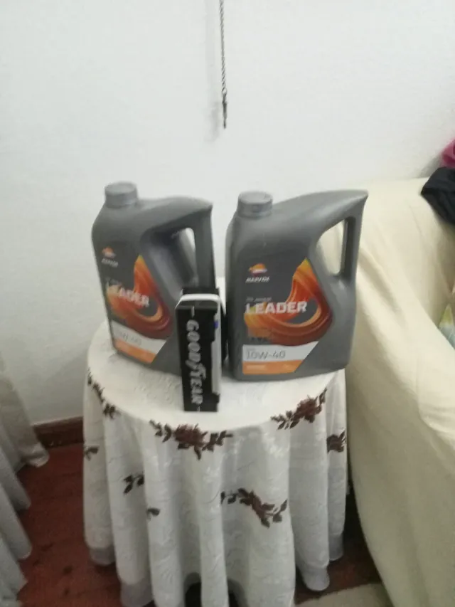 Lote 2 Aceites Repsol LEADER 10W-40