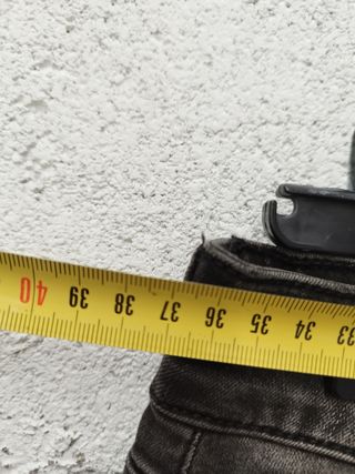 Pantalón Desigual Gris con Brillantes