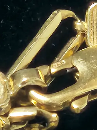 Cadena Figaro Oro 18k + Colgante