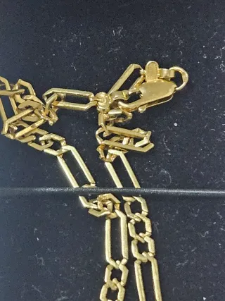Cadena Figaro Oro 18k + Colgante