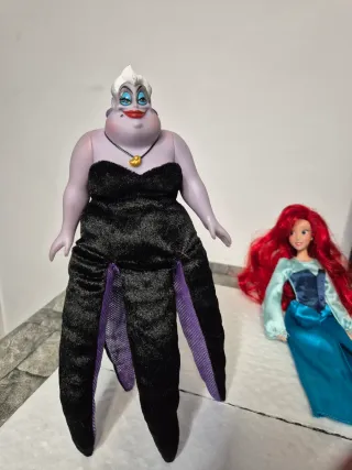 Muñecas Sirenita y Ursula Disney