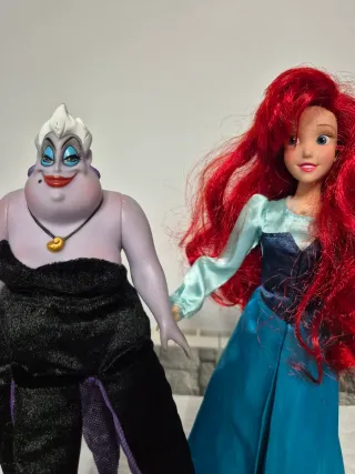 Muñecas Sirenita y Ursula Disney