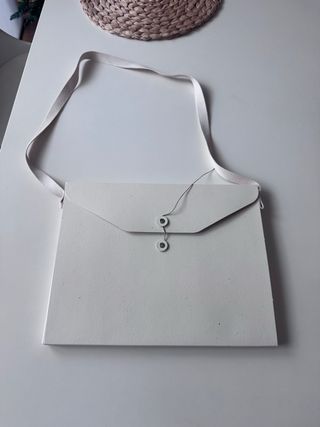 Bandolera Loewe Beige con Diseño Floral