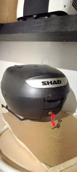 Baúl Shad para moto
