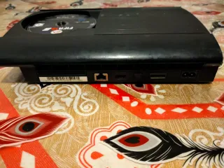 PS3 SUPER SLIM NEGRA + FIFA 18